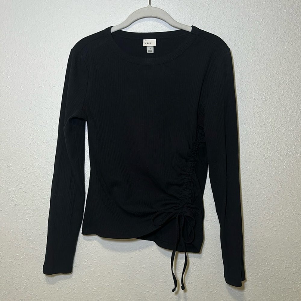 Long sleeve tie top